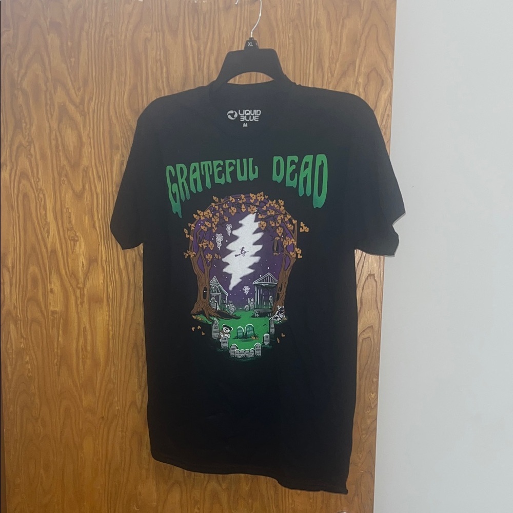 Liquid Blue NWOT Grateful Dead Black Tee with Green and Purple Design